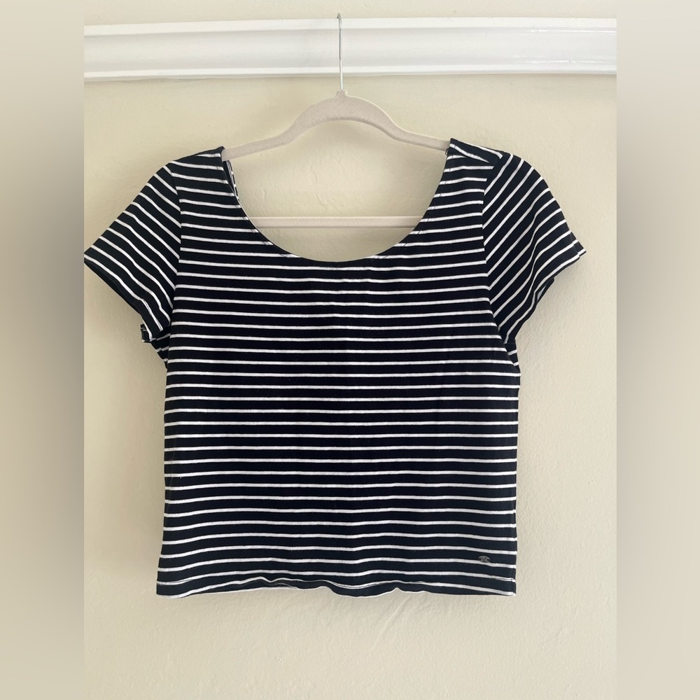 Black & White Striped Stretch Cotton Scoop Back Cropped T-Shirt